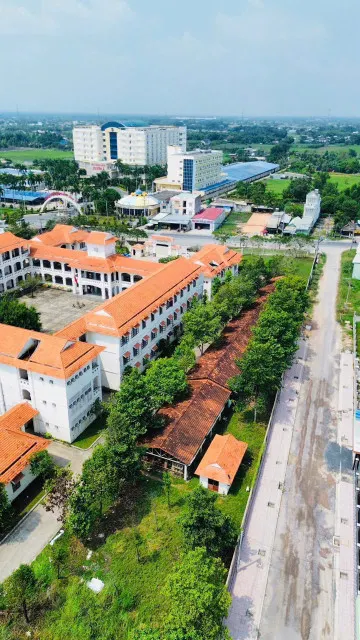 BÁN LÔ ĐẤT ĐẸP GIÁ TỐT NGAY GẦN VINHOMES HẬU NGHĨA