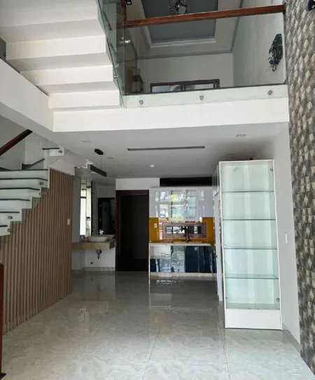 Bán nhà đẹp mặt tiền đường 10m5, sẵn dòng tiền, Đà Nẵng