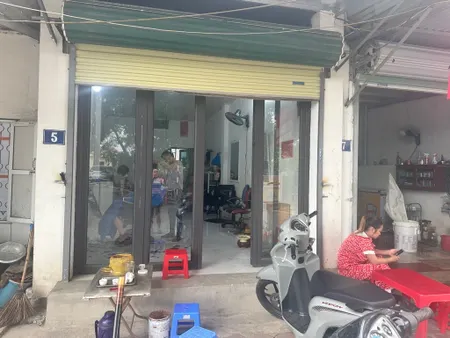 BÁN ĐẤT TẶNG NHÀ C4 GIA LÂM – HOÀNG LONG 60M  –NGÕ THÔNG, Ô TÔ NGỦ TRONG NHÀ. Chỉ nhỉnh 4 tỷ.