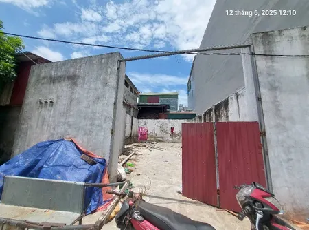 Bìa làng Dục Tú, 106m2, mt8m, ô tô tránh 9.6 tỷ.