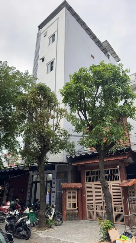 Bán toà chdv 6 Tầng 21 Phòng, Đường Hoà Nam 2 - Giá 10.55 Tỷ TL
