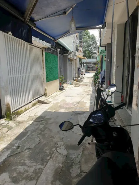 Nhà cấp 4 Phú Lợi-TP.TDM gần ngay ĐH.Bình Dương vị trí trung tâm dân kín giá hợp lí