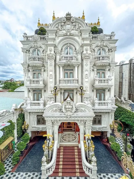 Bán Lâu Đài - 1199.1m² ngang 20m giá 300tỷ tại Quận 6