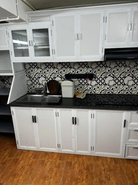 Cho thuê căn hộ Tập thể tầng 1 Đường Thành, 50m2, 6.5 Triệu