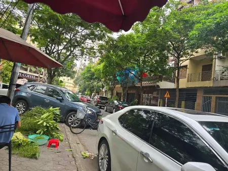 Bán nhà 4 tầng đẹp khu hud-A. Nhìn vườn hoa. Làn 2 đường ngô tất tố. Võ cường. Bắc ninh