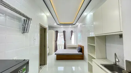 Căn hộ dv mới full nội thất. Riêng tư. Thẻ từ. Ban công. Thoáng mát. Yên tỉnh