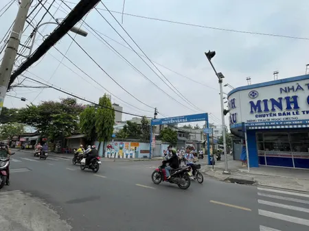 BDS HVL [NC] LÔ 12.3x13m GÓC 2MT LINH XUÂN GIẢM GIÁ BÁN GẤP