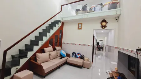 Bán nhà đẹp gần chợ giá chỉ 2ty7 đường Dương Văn Nga Phường Vĩnh Hải, TP. Nha Trang, Khánh Hòa