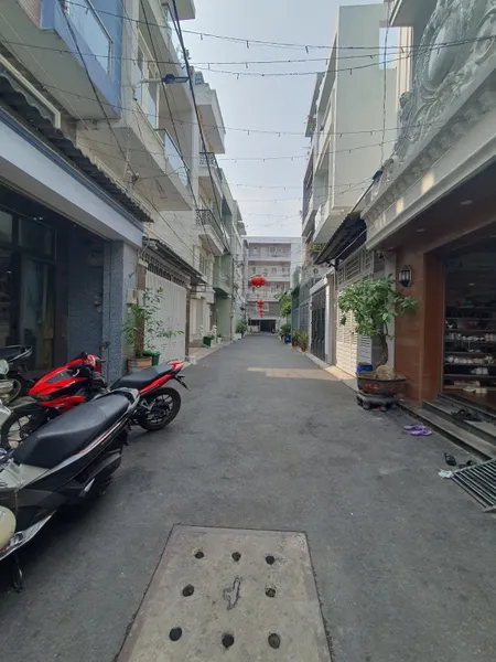 Bán nhà hẻm xe hơi đường hoàng diệu 2, linh chiểu - 60m2 - 4 tầng - giá 9.99999 tỷ TL