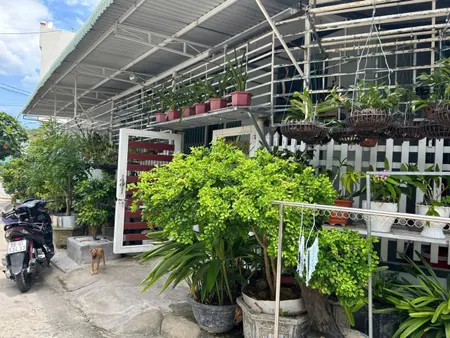 Bán nhà