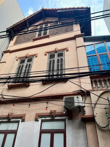 BÁN NHÀ MẶT PHỐ MỄ TRÌ THƯỢNG – VỊ TRÍ ĐẮC ĐỊA – MẶT TIỀN KHỦNG – THÍCH HỢP AN CƯ LÂU DÀI KẾT HỢP KINH DOANH NGAY PHỐ MỄ TRÌ THƯỢNG