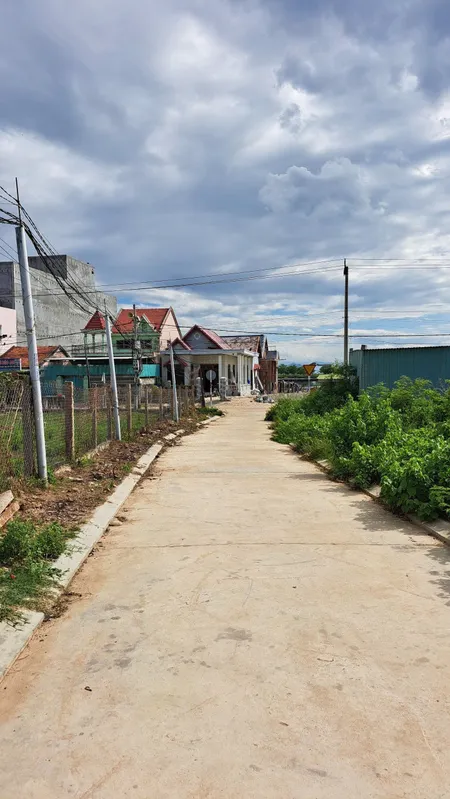 bán 122m full thổ nằm gần biển giá chỉ hơn 10tr Ninh Hải Ninh Hòa 0985451850