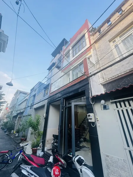 Bán nhà 40.4m² ngang 4m giá 5.3 tỷ tại Phường Bình Hưng Hòa Quận Bình Tân
