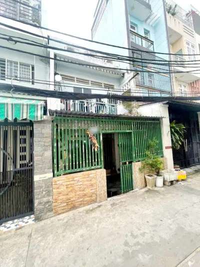 Bán gấp nhà HXH 154 Âu Dương Lân, P3 Q8. DT 48m2. Giá chỉ 5.2 tỷ.