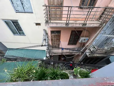 Cho thuê nhà nguyên căn Ngõ 99 Định Công Hạ,  40m2 x 4 tầng 1 tum, 10.5 triệu/tháng