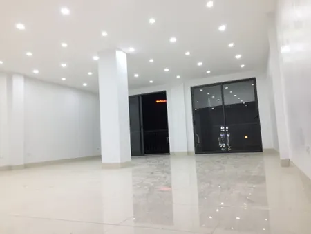 🏢 Chính Chủ Cho Thuê Nhà Mặt Phố Ngã Tư Đại La, Hà Nội – Vị Trí Vàng, Kinh Doanh Đắc Lợi 🚦