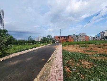 BÁN LÔ ĐẤT SÁT MT NGUYỄN DUY TRINH Q2 - DT 9300 M2 - 320 TỶ TL