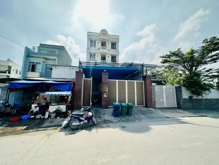 Bán căn hộ dịch vụ, mặt tiền đường số 11, trường thọ - 320m2 - giá 39.9 tỷ
