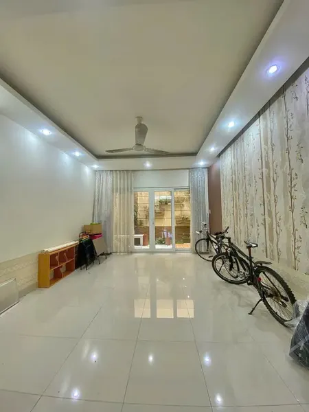 Nhà 4 tầng Mặt tiền Tô Hiệu, 100m2, 5PN, vừa ở vừa KD đỉnh, giá chỉ 17.5 tỷ TL
