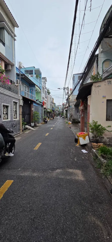 Bán nhà Biệt thự 4 tầng MT Đ, số 10 Phường Bình Hưng Hoà A Quận Bình Tân
