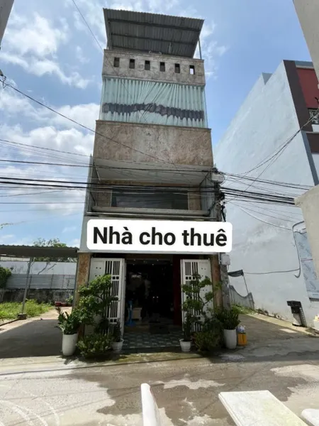 14. Nhà 8 triệu 4 Phòng ngủ full nội thất gần trường Cao đẳng Y Tế Cần Thơ