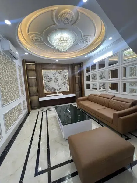 Bán nhà phân lô, gara ô tô, thang máy xịn Hoàng Văn Thái DT: 58m2 x 6 tầng chào giá: 17 tỷ