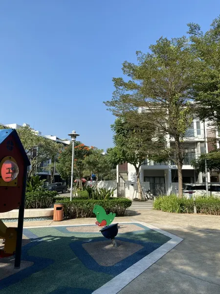 BDS HVL CHO THUÊ NHÀ ĐẦY ĐỦ NỘI THẤT, GẦN TRUNG TÂM, KHÔNG GIAN THOÁNG MÁT, AN NINH TRONG NỘI KHU DÂN CƯ NOVALAND GOLF PARK