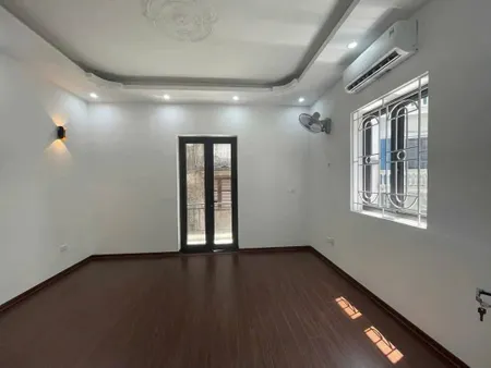 CHỈ 11 TỶ - NHÀ ĐẸP TT QUẬN THANH XUÂN - NGUYỄN TRÃI - NGÃ TƯ SỞ - 65M2, LÔ GÓC 3 THOÁNG, PHÂN LÔ QUÂN ĐỘI - Ô TÔ ĐỖ CỬA - Ở SƯỚNG