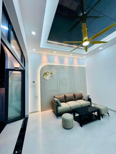 Nhà Vườn Giá Rẻ ! 2 mặt tiền đường oto vào sân nhà
