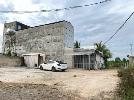 Bán đất rẫy Bảo Quang, Long Khách
