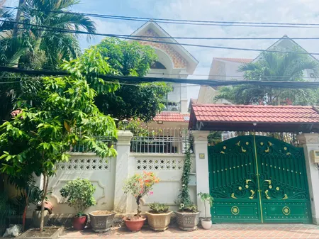 NHÀ MẶT TIÊN NGÔ QUANG HUY-THẢO ĐIỀN Q2 GIÁ 80 TỶ