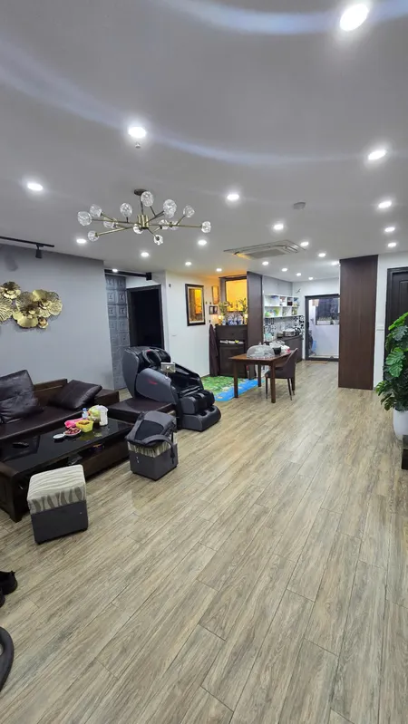 Cho thuê chung cư Bình Vượng, 112 m2* 1 tầng 3pn, 11 Triệu KD on, ở gđ, nhóm