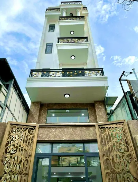 Bán nhà 102.6m² ngang 4.5m giá 18 tỷ tại Phường 15 Quận Tân Bình