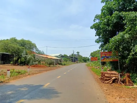 ĐẤT PHƯỜNG AN LỘC SỔ 3.000M2 SẴN 300M2 THỔ CƯ 295TR GỌI 0932882968