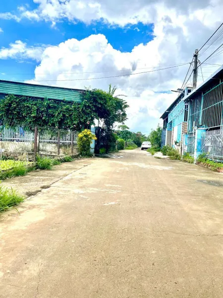 Đất mặt tiền Phan Văn Đạt 351.3m² ngang 10m giá 1.28 tỷ tại Phường Khánh Xuân Thành phố Buôn Ma Thuột