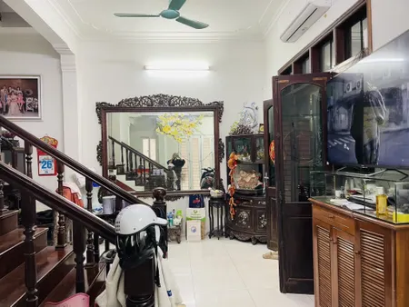 Kim Hoa 40m, cách mặt phố 30m, vị trí đẹp, nhiều tiện ích, đủ công năng, sổ vuông