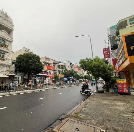 Bán nhà 6 tầng mặt tiền Nguyễn Sơn tại Phường Phú Thạnh Quận Tân Phú