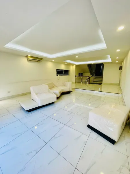 Bán nhà Mặt phố An Dương Vương (Tây Hồ) 110/120m, 5 tầng, mt 5.5m, giá 29.95 tỷ