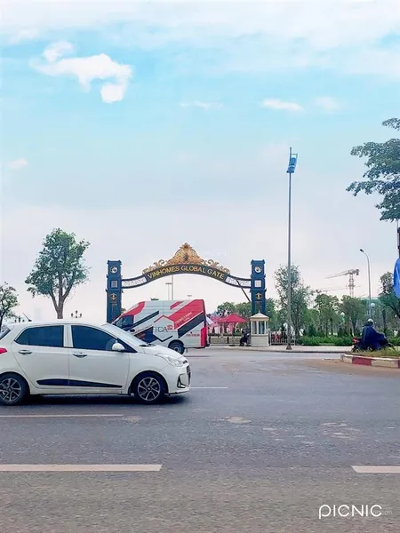 Chính chủ bán gấp gần 100m2 đất đông hội giá cực tốt. đường thông, ô tô vi vu. gần trục chính!