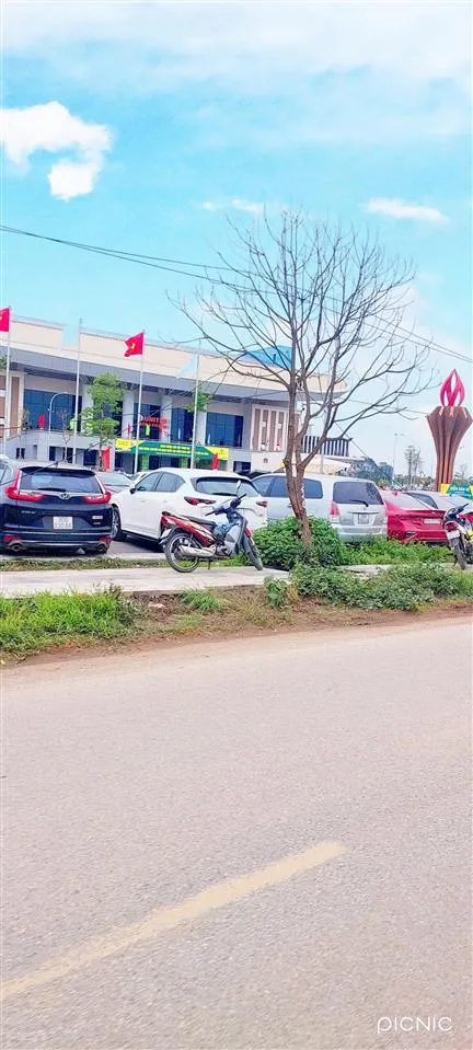 Bán đất trung tâm cao lỗ, uy nỗ! gần 60m2, đường thênh thang, cách 1 nhà ra mặt phố!