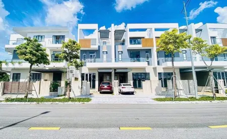 Bán nhà phố liền kề BGI Topaz City Core.