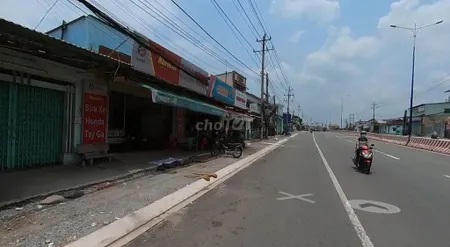 Bán nhà mặt tiền ĐLBD chính chủ DT 250m2 full thổ cư