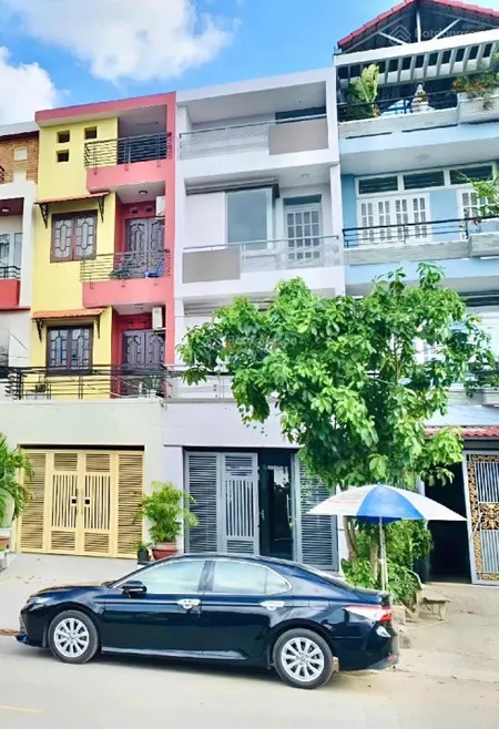 BÁN NHÀ MẶT TIỀN ĐƯỜNG PHÂN LÔ RỘNG 20M, 4 TẦNG (4x22M)- CHỈ 8.3 TỶ (TL) PHẠM THẾ HIỂN, P.7, QUẬN 8