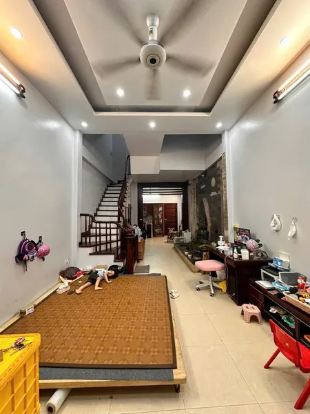 Bán nhà ngõ Gốc Đề, Minh Khai, Hai Bà Trưng, diện tích rộng, ô chờ thang máy, ngõ thông