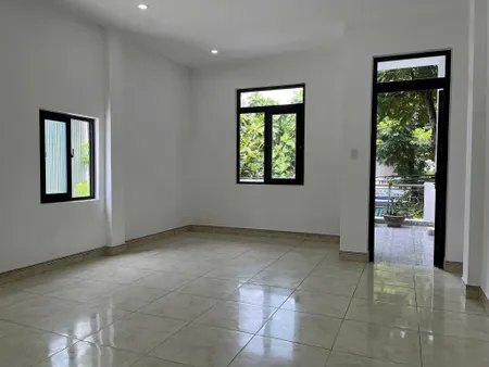 🏠🏠Nhà 2 tầng MT Tôn Đản 100M2 ngang 4,6M nở hậu 4,9M giá 5,4 TỶ.