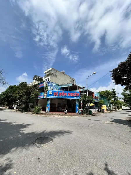Cho thuê MBKD,Kho Xưởng,nhà mặt phố Nguyễn Khiêm Ích,Trâu Quỳ, 140m 2 tầng đường 22m