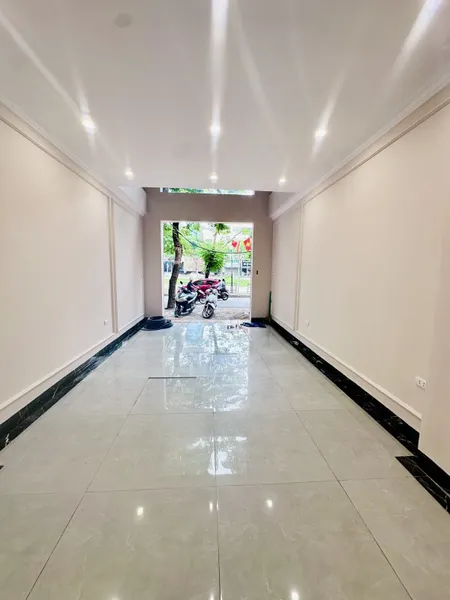 Bán nhà mặt phố Khương Đình (Thanh Xuân) 39m, 7 tầng, mt 3.6m, giá 24.7 tỷ