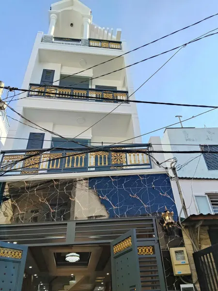 Nhà hẻm gần chợ Liên Khu 5-6, Bình Hưng Hòa B, Bình Tân dt 60m2 3 lầu 5pn 4wc giá 5,9 tỷ