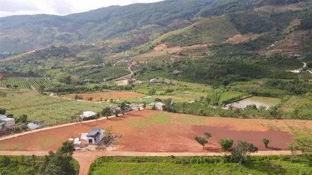 Sở hữu lô đất sổ riêng sẵn thổ cư ven tp đà lạt giá chỉ 490 triệu (100%)