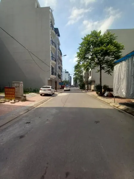 🔥🔥🔥 ĐẤT TĐC - NGỌC THỤY 90M- GIÁ NHỈNH 23Đ - 2 THOÁNG- ĐƯỜNG XE CONTAINER TRÁNH.